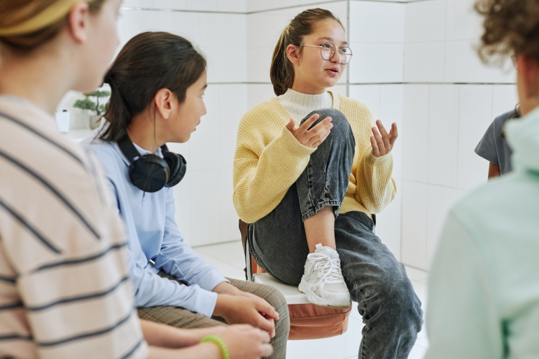 Young people group therapy 